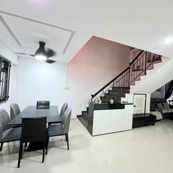 Blk 636 Woodlands Ring Road (Woodlands), HDB Executive #608097511